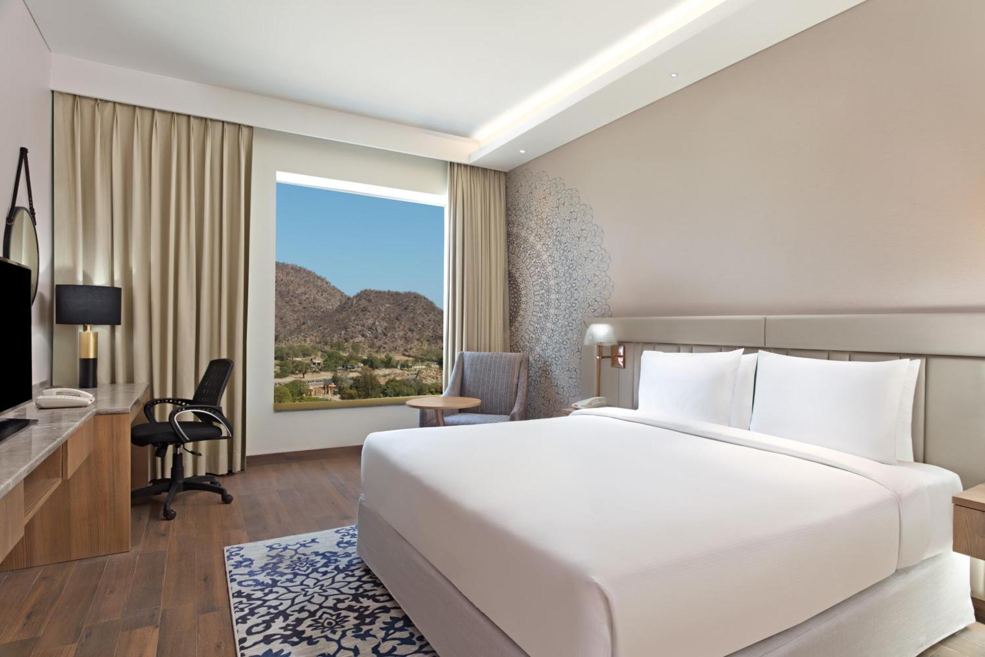 Doubletree By Hilton Jaipur Amer Ngoại thất bức ảnh
