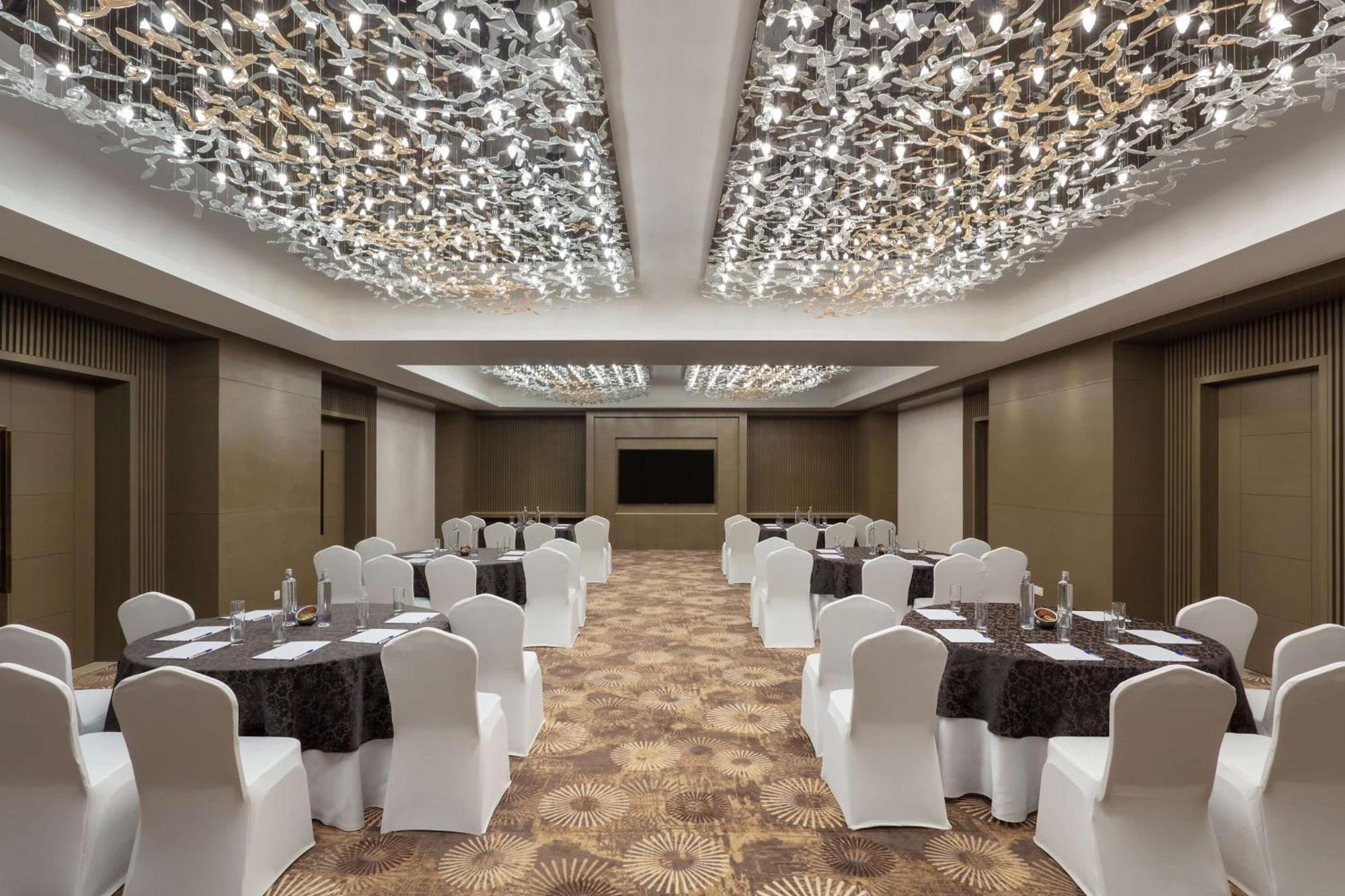 Doubletree By Hilton Jaipur Amer Ngoại thất bức ảnh